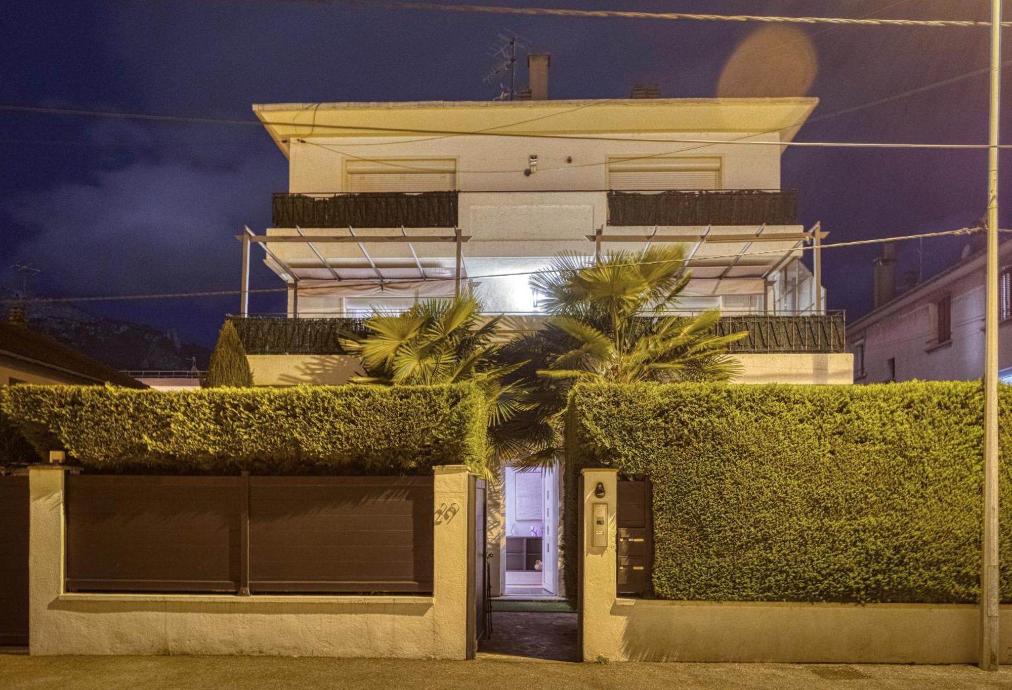 La Villa - Piscine / Karaoke / Jeux Fontaine  Luaran gambar